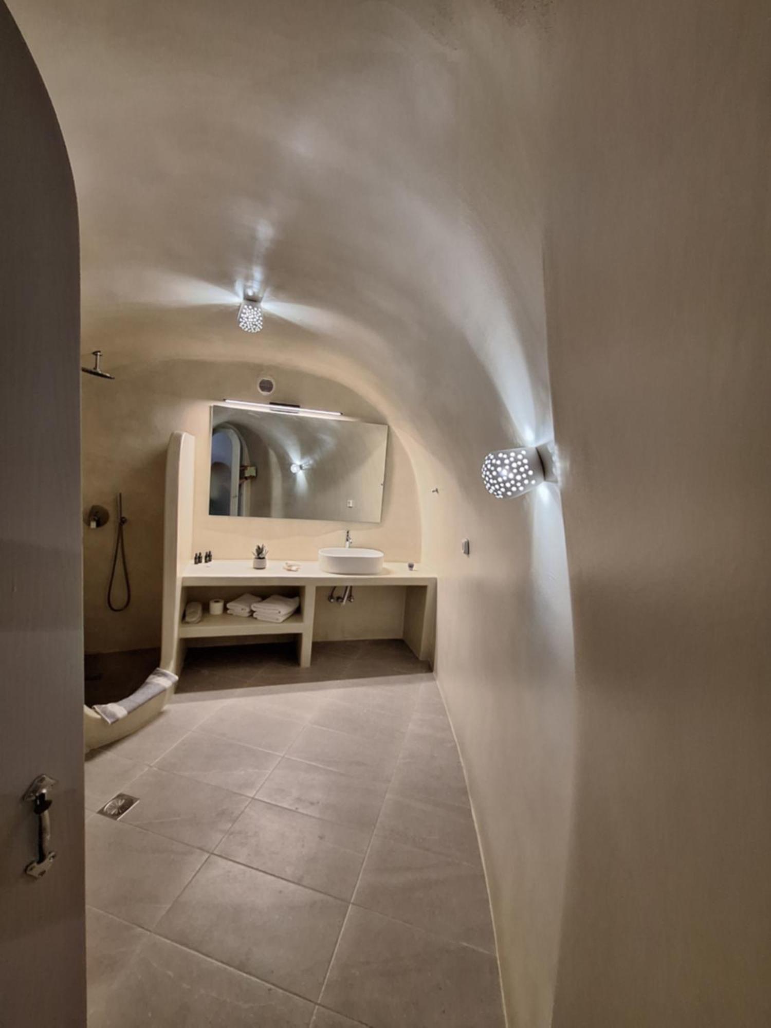 Anamnesis City Spa Fira  Exteriér fotografie