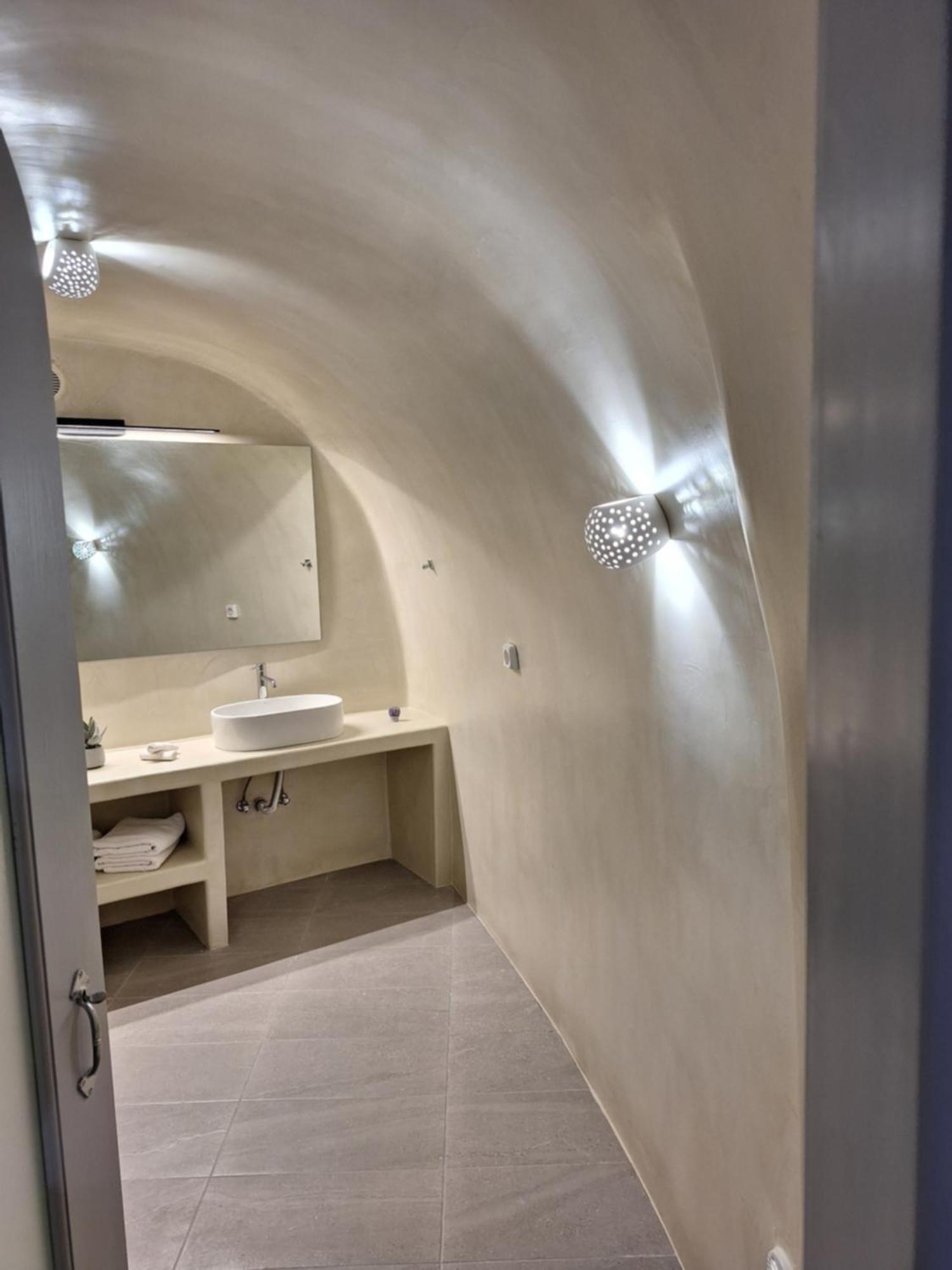 Anamnesis City Spa Fira  Exteriér fotografie